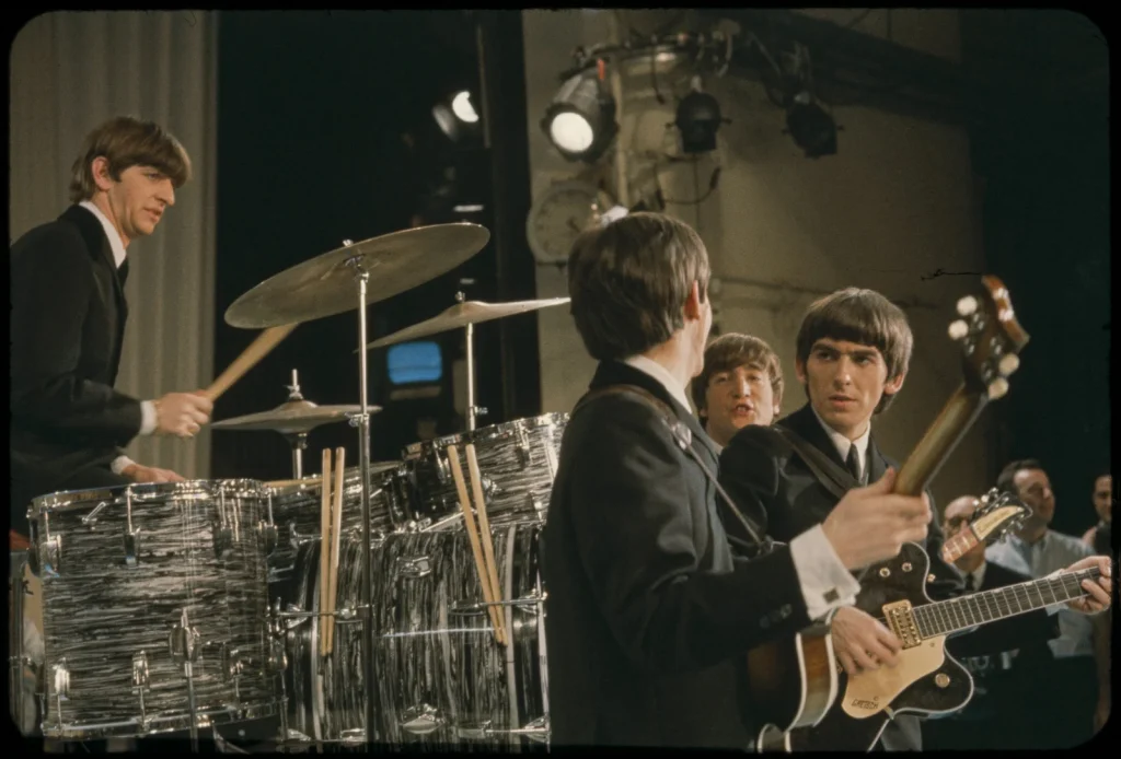 «Битлз» на сцене Studio 50, шоу Эда Салливана, февраль 1964 года