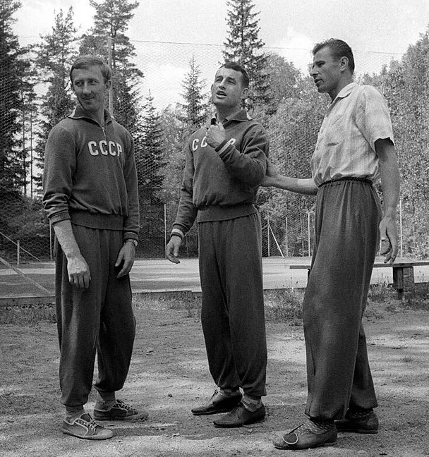Игорь Нетто, Сергей Сальников и Лев Яшин на чемпионате мира 1958 года в Швеции
