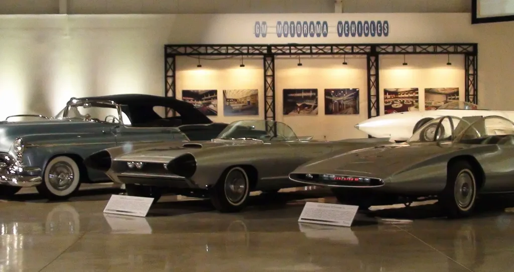 Шоу-кары Motorama в экспозиции GM Heritage Center