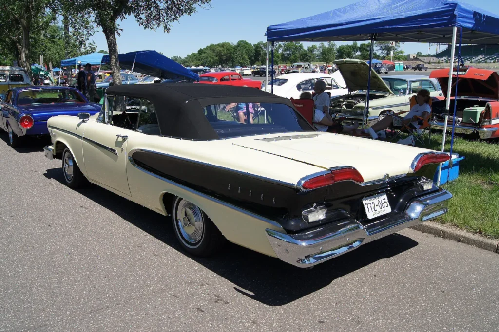 Кабриолет Edsel Pacer 1958 года