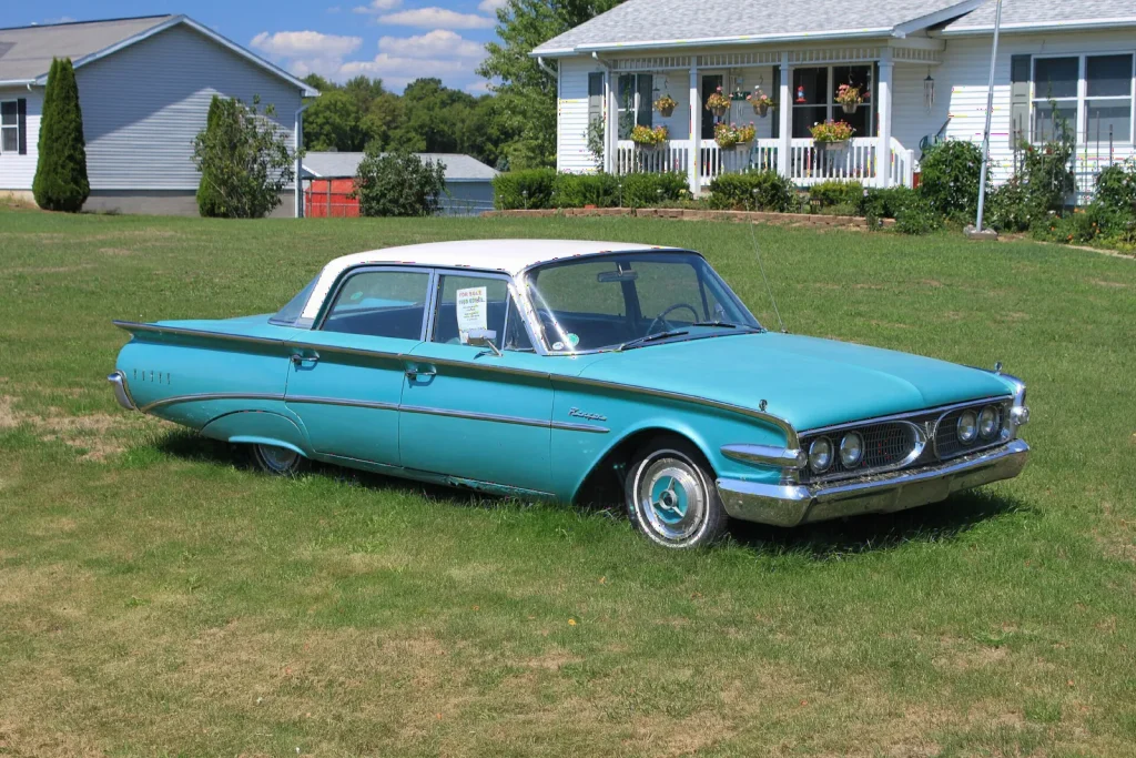 Edsel Ranger 1960 года: от фирменной вертикальной решётки не осталось и следа