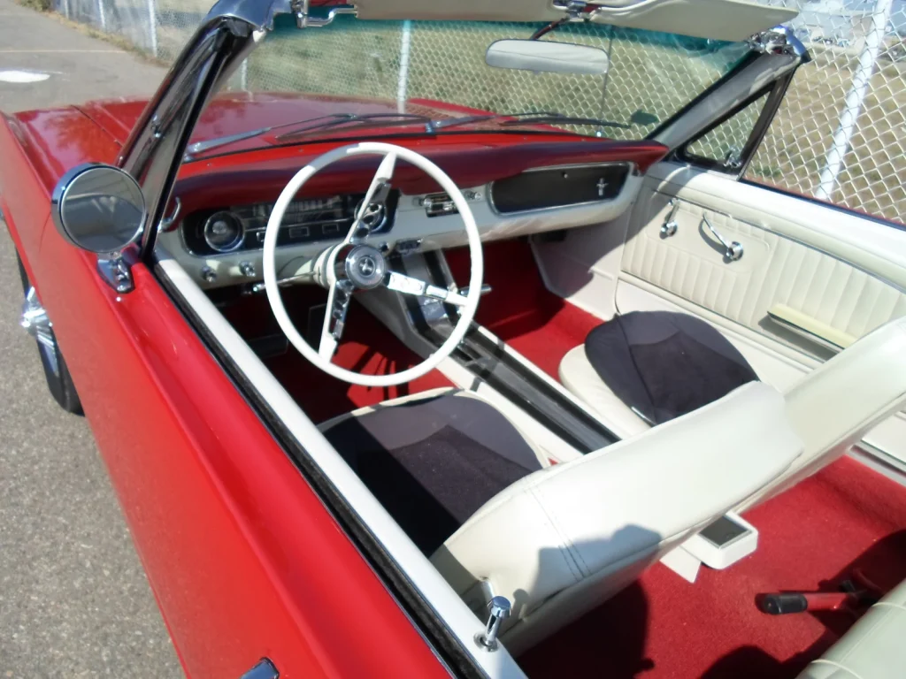 Салон кабриолета Mustang 1964½