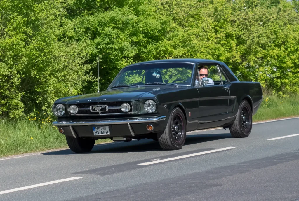 Mustang GT 1965 года