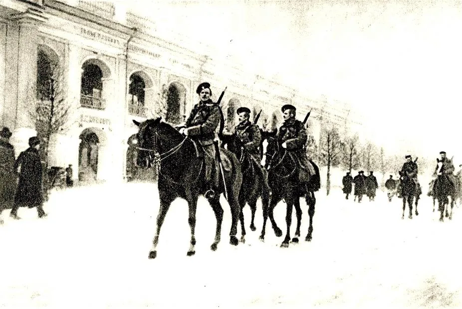 Кавалерийский патруль на улице Петербурга 9 января 1905 года
