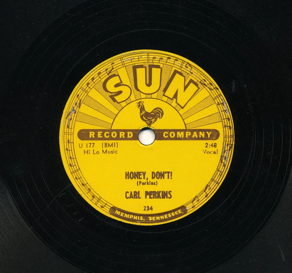 Этикетка пластинки 78 оборотов Carl Perkins Honey Don't, Sun Records, 1956