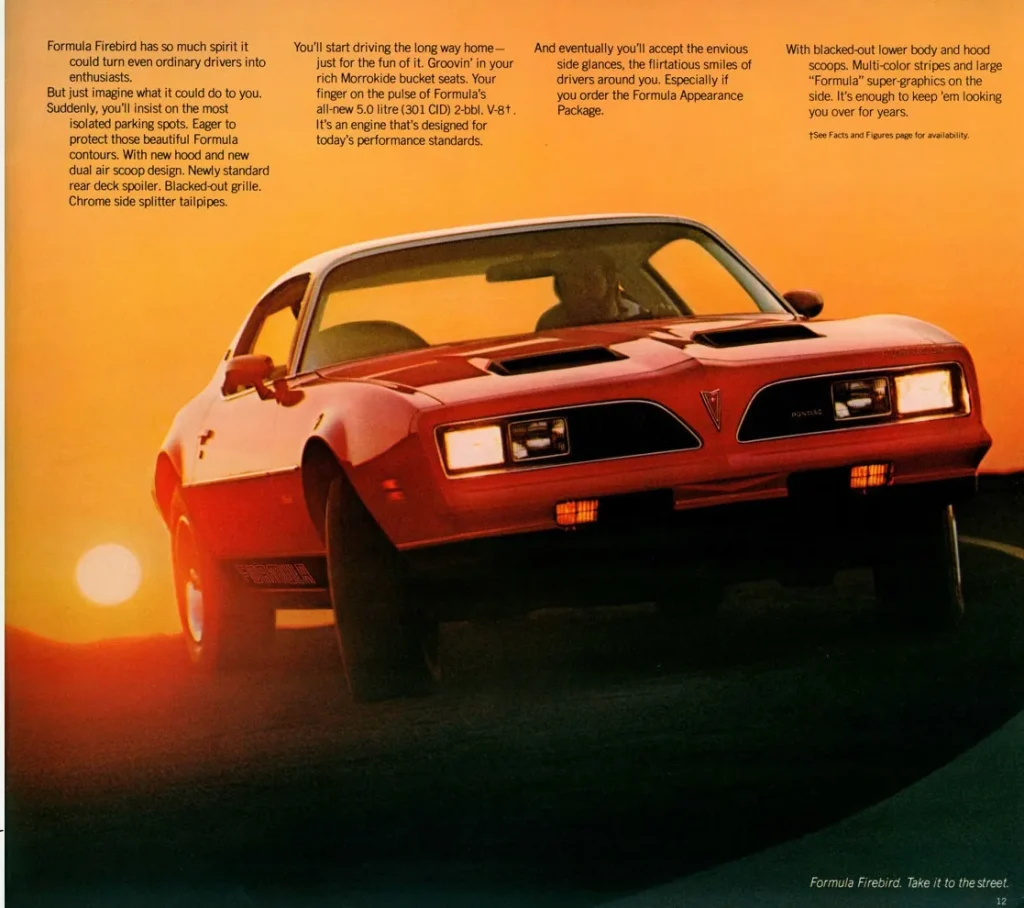 Красный Pontiac Firebird Formula 1977 года на закате — проспект Pontiac