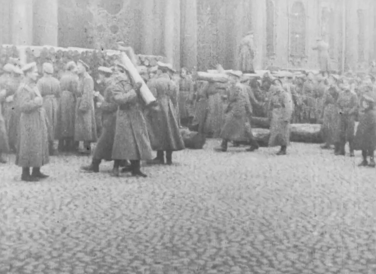 «Годовщина революции», Дзига Вертов, 1918: хроника октября 1917 года